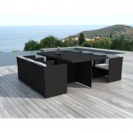 Tavolo e 6 sedie built-in giardino KRIBOU in resina intrecciata (neri, bianco/ecru cuscini)