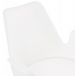 Chaise design scandinave avec accoudoirs ARUM pieds bois couleur naturelle (blanc)