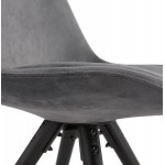 Chaise vintage et industrielle en velours pieds bois noirs ALINA (gris)